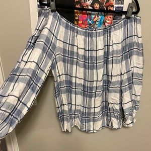 Vince Camuto off the shoulder top